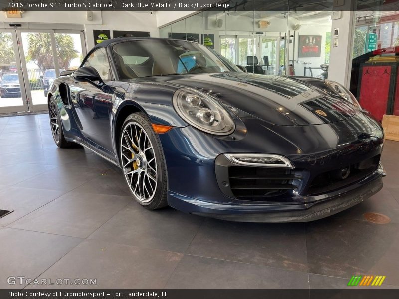 Front 3/4 View of 2016 911 Turbo S Cabriolet