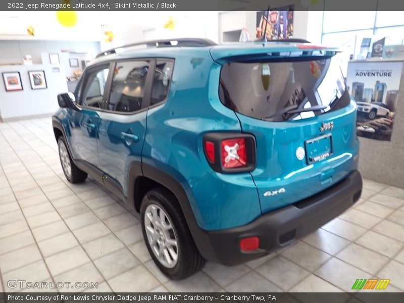 Bikini Metallic / Black 2022 Jeep Renegade Latitude 4x4