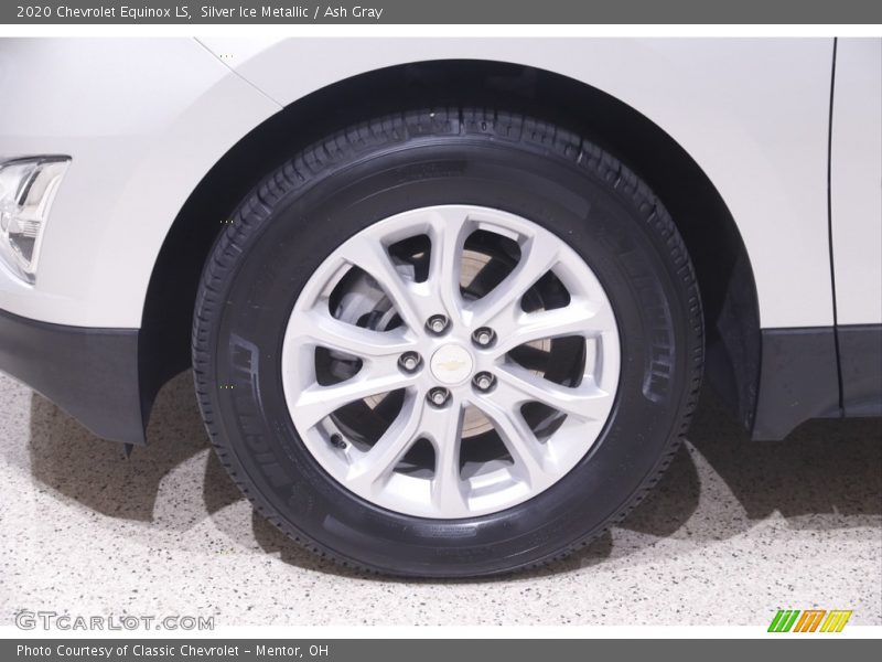 Silver Ice Metallic / Ash Gray 2020 Chevrolet Equinox LS