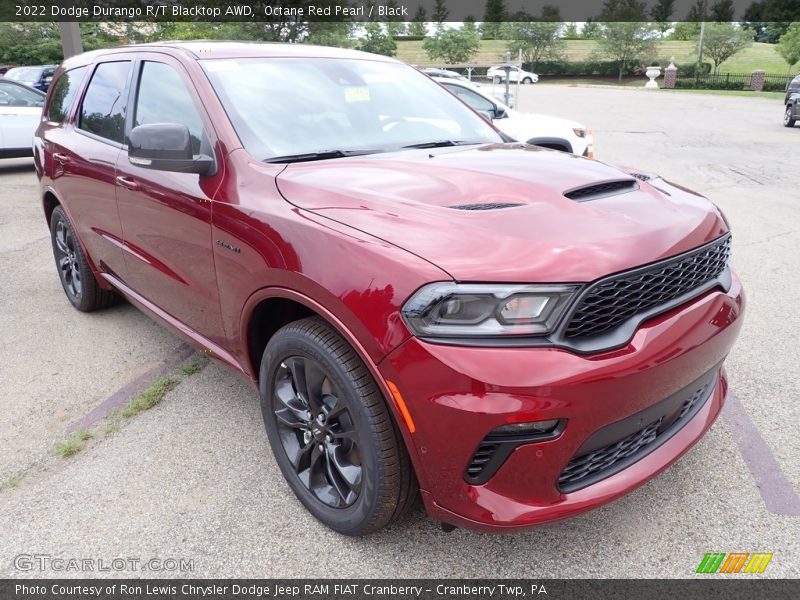 Front 3/4 View of 2022 Durango R/T Blacktop AWD