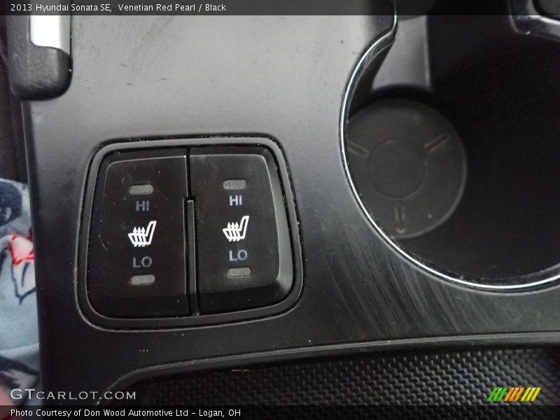Venetian Red Pearl / Black 2013 Hyundai Sonata SE