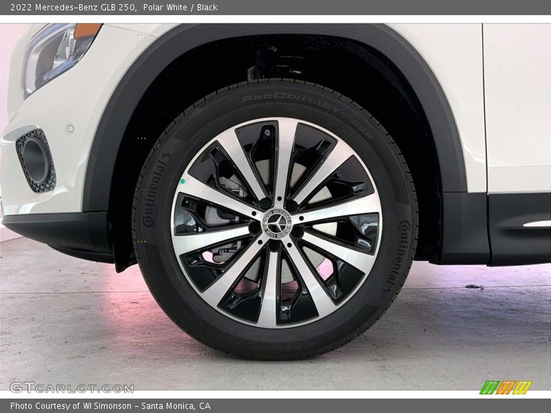 Polar White / Black 2022 Mercedes-Benz GLB 250
