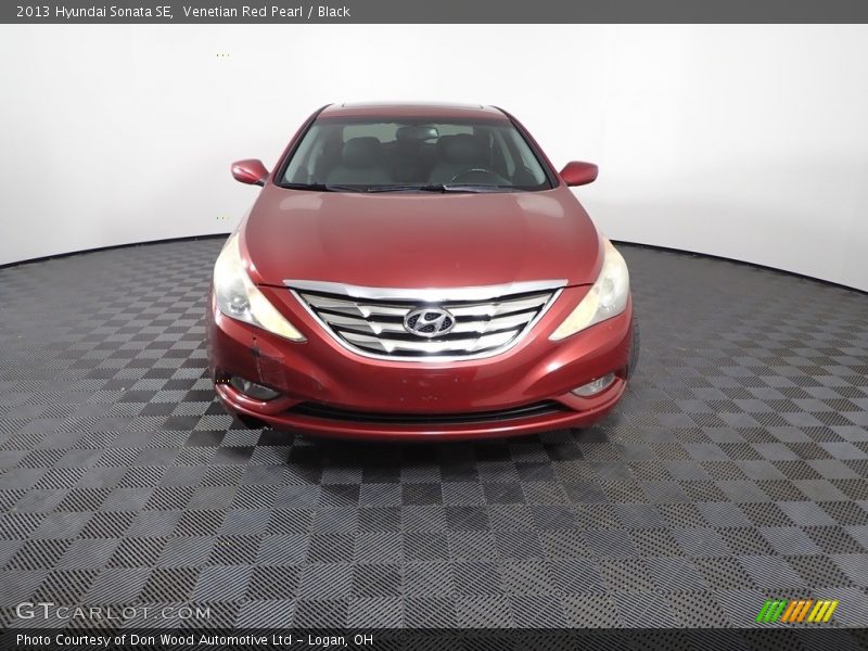 Venetian Red Pearl / Black 2013 Hyundai Sonata SE