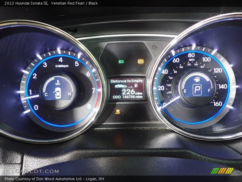 Venetian Red Pearl / Black 2013 Hyundai Sonata SE