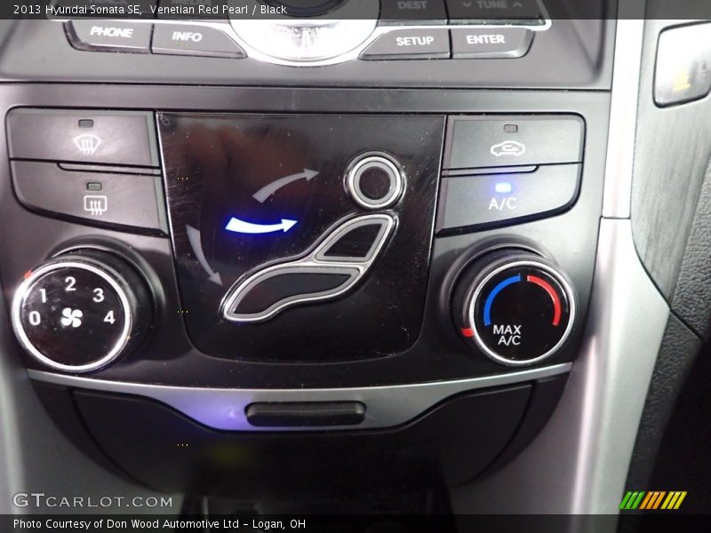 Venetian Red Pearl / Black 2013 Hyundai Sonata SE