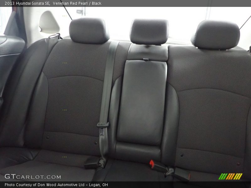 Venetian Red Pearl / Black 2013 Hyundai Sonata SE
