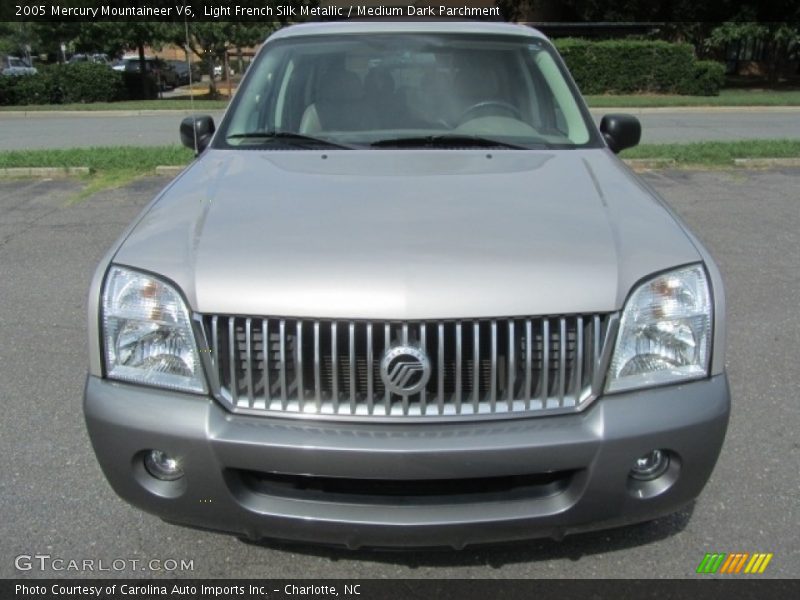 Light French Silk Metallic / Medium Dark Parchment 2005 Mercury Mountaineer V6