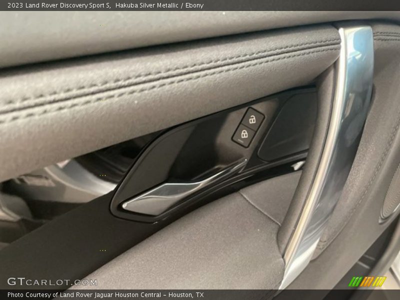Hakuba Silver Metallic / Ebony 2023 Land Rover Discovery Sport S