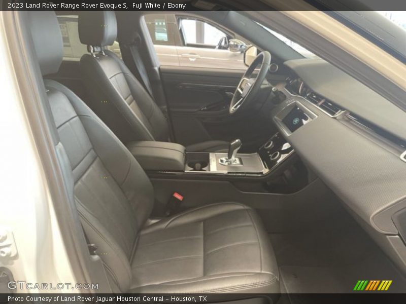 Fuji White / Ebony 2023 Land Rover Range Rover Evoque S