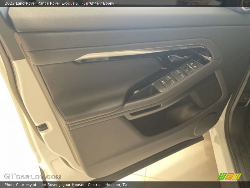 Fuji White / Ebony 2023 Land Rover Range Rover Evoque S