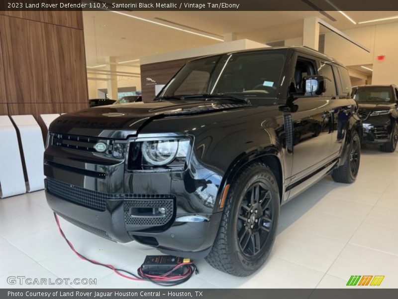 Front 3/4 View of 2023 Defender 110 X