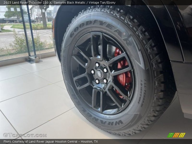  2023 Defender 110 X Wheel