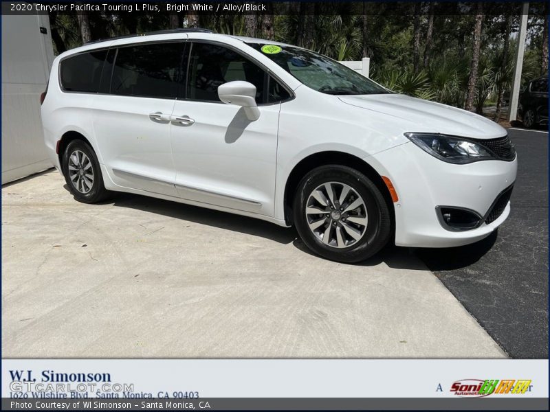 Bright White / Alloy/Black 2020 Chrysler Pacifica Touring L Plus