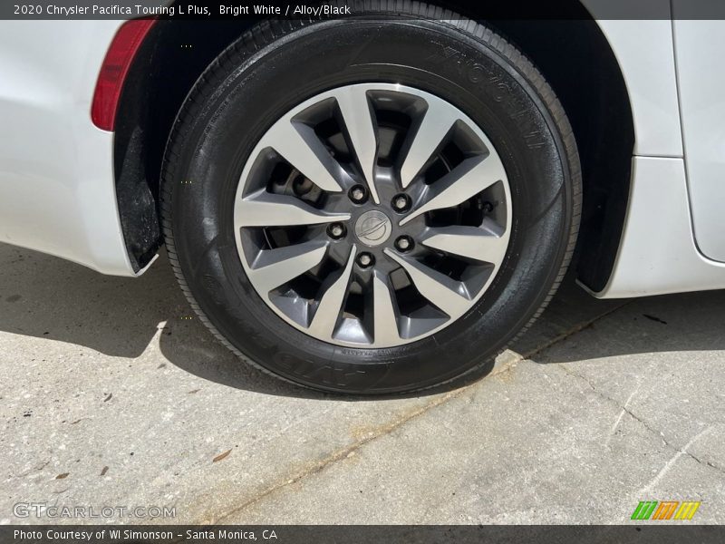 Bright White / Alloy/Black 2020 Chrysler Pacifica Touring L Plus