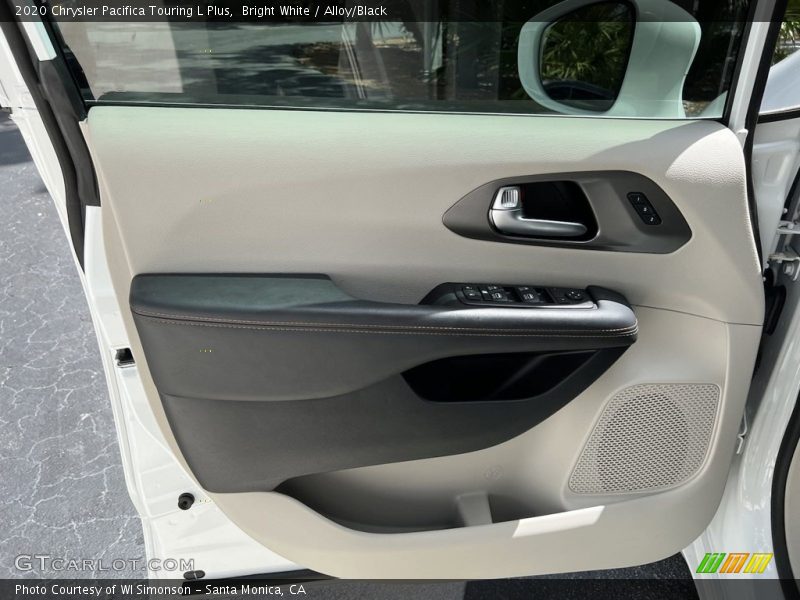 Bright White / Alloy/Black 2020 Chrysler Pacifica Touring L Plus