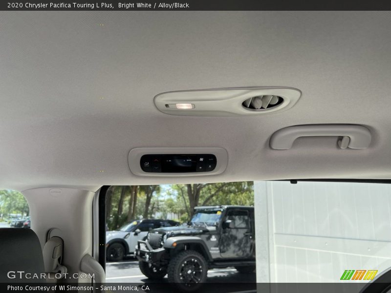 Bright White / Alloy/Black 2020 Chrysler Pacifica Touring L Plus