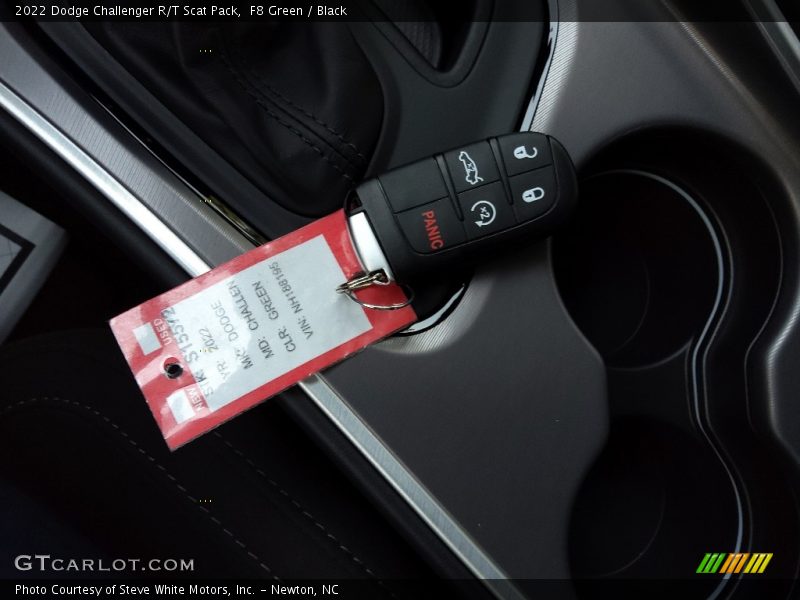 F8 Green / Black 2022 Dodge Challenger R/T Scat Pack