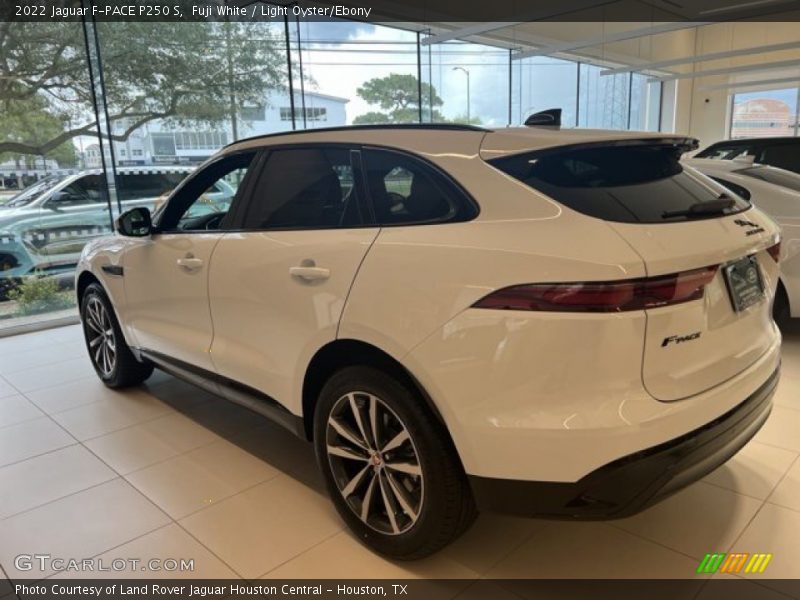 Fuji White / Light Oyster/Ebony 2022 Jaguar F-PACE P250 S