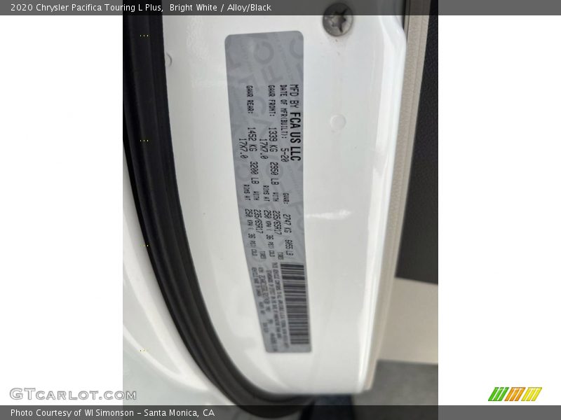 Bright White / Alloy/Black 2020 Chrysler Pacifica Touring L Plus