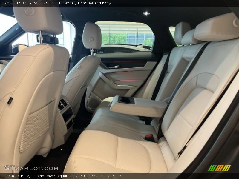 Fuji White / Light Oyster/Ebony 2022 Jaguar F-PACE P250 S