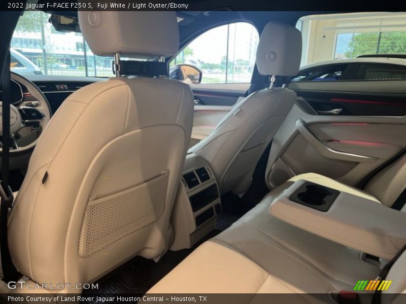 Fuji White / Light Oyster/Ebony 2022 Jaguar F-PACE P250 S