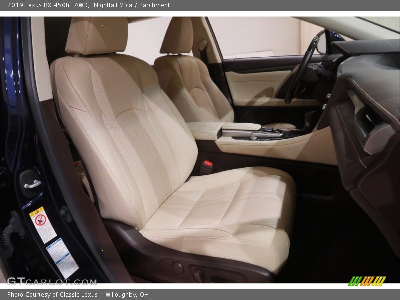 Front Seat of 2019 RX 450hL AWD