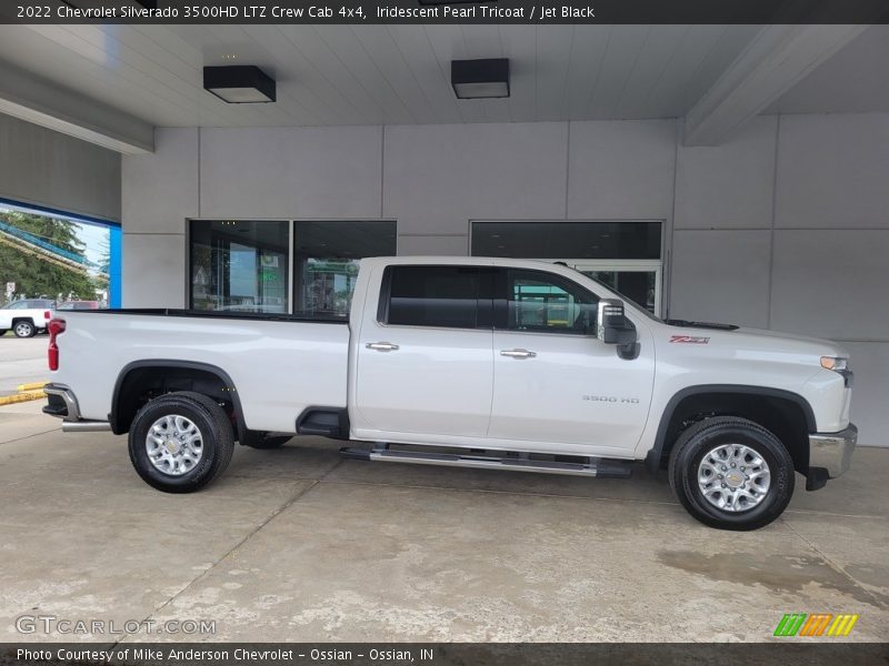 Iridescent Pearl Tricoat / Jet Black 2022 Chevrolet Silverado 3500HD LTZ Crew Cab 4x4