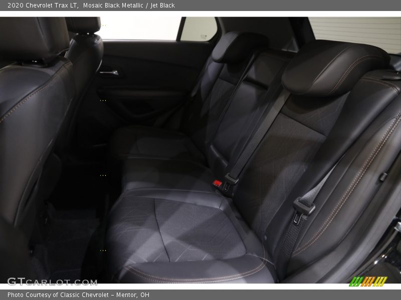 Mosaic Black Metallic / Jet Black 2020 Chevrolet Trax LT