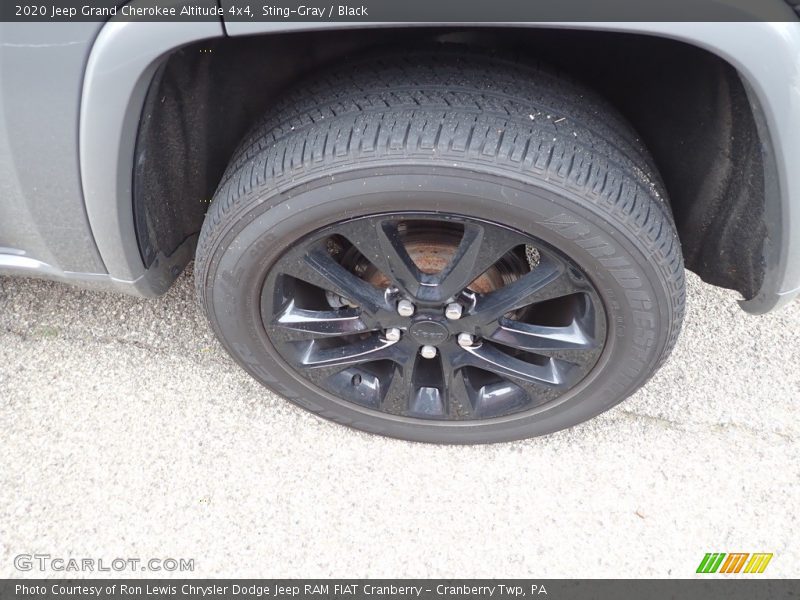 Sting-Gray / Black 2020 Jeep Grand Cherokee Altitude 4x4