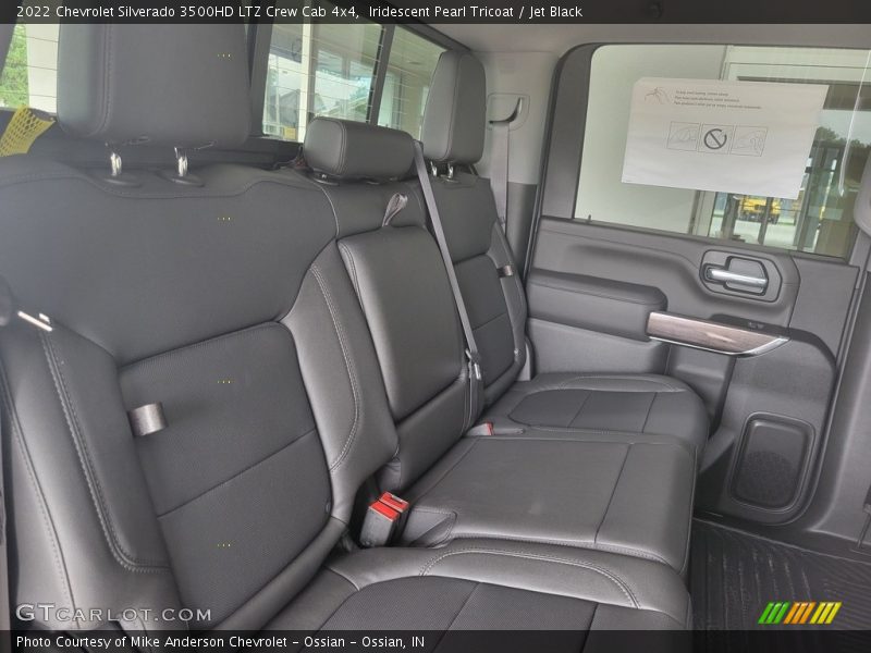 Iridescent Pearl Tricoat / Jet Black 2022 Chevrolet Silverado 3500HD LTZ Crew Cab 4x4