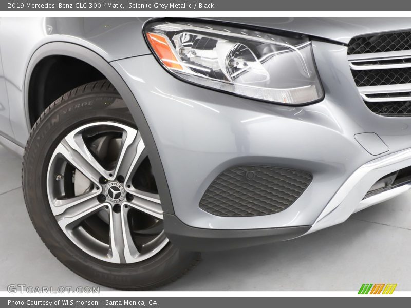 Selenite Grey Metallic / Black 2019 Mercedes-Benz GLC 300 4Matic