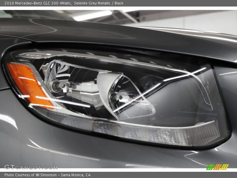 Selenite Grey Metallic / Black 2019 Mercedes-Benz GLC 300 4Matic