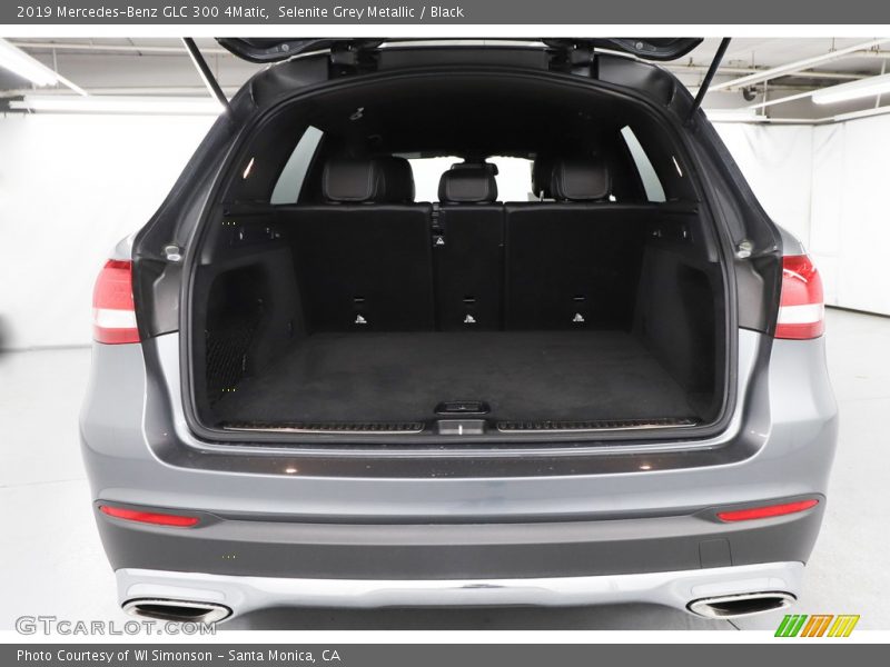 Selenite Grey Metallic / Black 2019 Mercedes-Benz GLC 300 4Matic