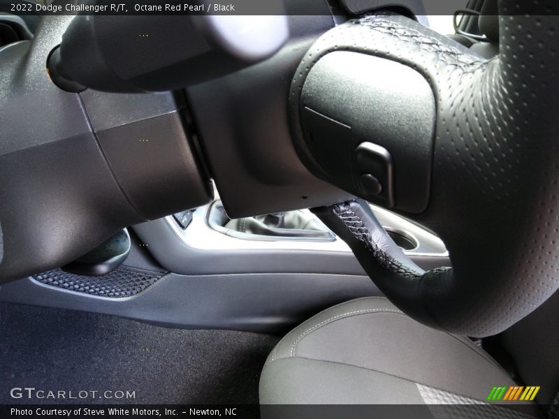 Octane Red Pearl / Black 2022 Dodge Challenger R/T