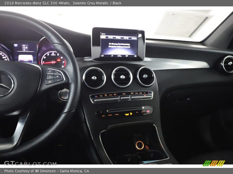 Selenite Grey Metallic / Black 2019 Mercedes-Benz GLC 300 4Matic
