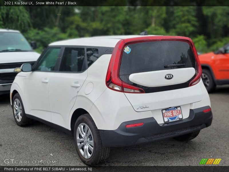 Snow White Pearl / Black 2021 Kia Soul LX