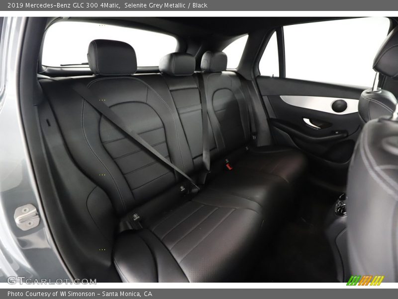 Selenite Grey Metallic / Black 2019 Mercedes-Benz GLC 300 4Matic
