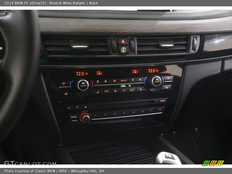 Mineral White Metallic / Black 2014 BMW X5 xDrive35i