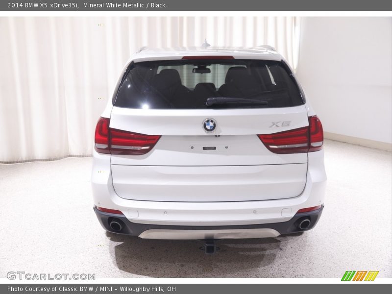 Mineral White Metallic / Black 2014 BMW X5 xDrive35i