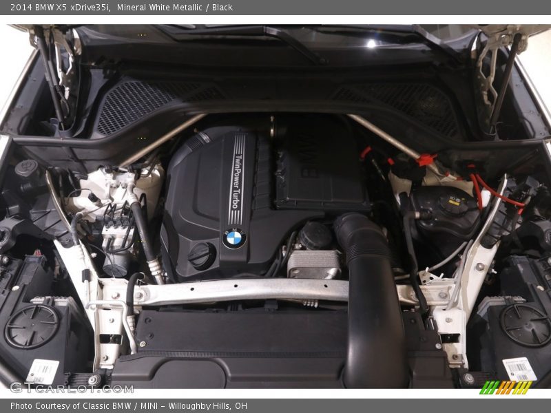 Mineral White Metallic / Black 2014 BMW X5 xDrive35i