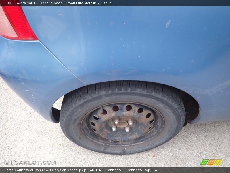 Bayou Blue Metallic / Bisque 2007 Toyota Yaris 3 Door Liftback