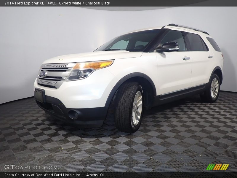 Oxford White / Charcoal Black 2014 Ford Explorer XLT 4WD