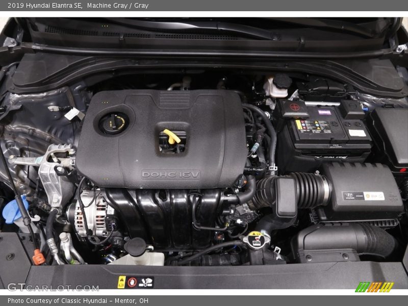 Machine Gray / Gray 2019 Hyundai Elantra SE