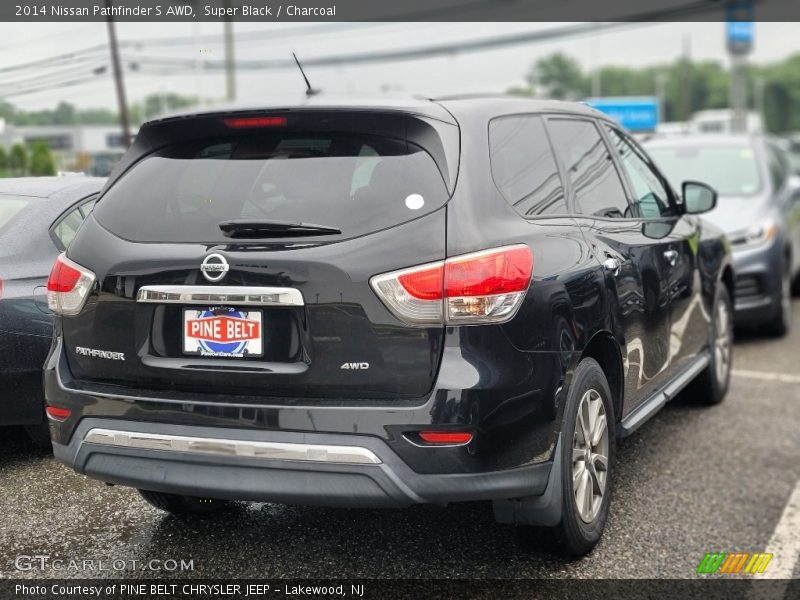 Super Black / Charcoal 2014 Nissan Pathfinder S AWD