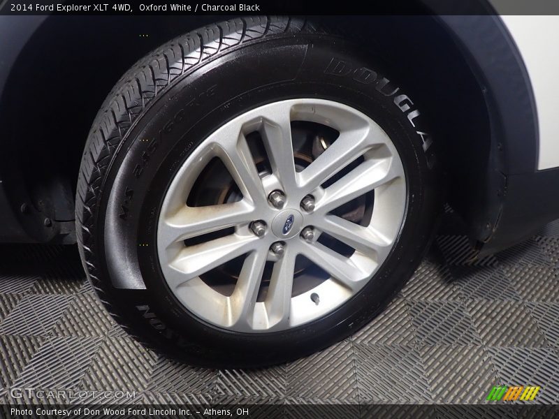 Oxford White / Charcoal Black 2014 Ford Explorer XLT 4WD