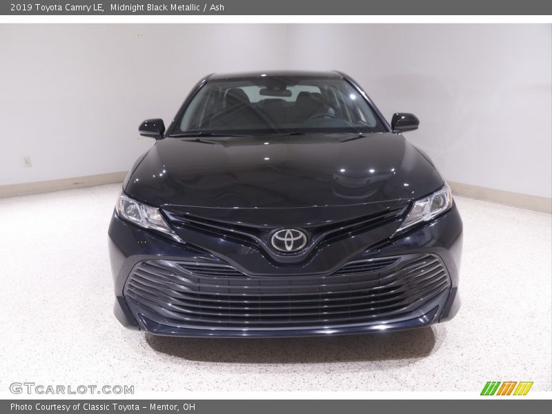 Midnight Black Metallic / Ash 2019 Toyota Camry LE