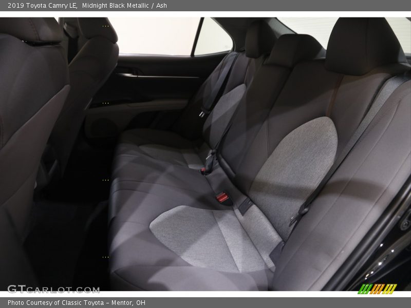 Midnight Black Metallic / Ash 2019 Toyota Camry LE