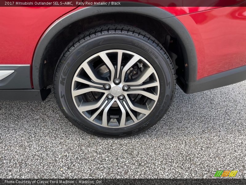  2017 Outlander SEL S-AWC Wheel