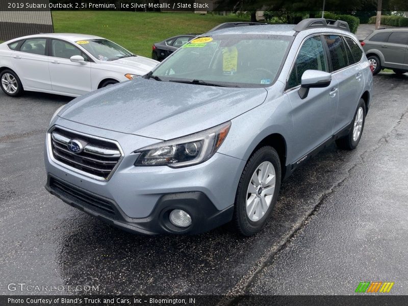 Ice Silver Metallic / Slate Black 2019 Subaru Outback 2.5i Premium
