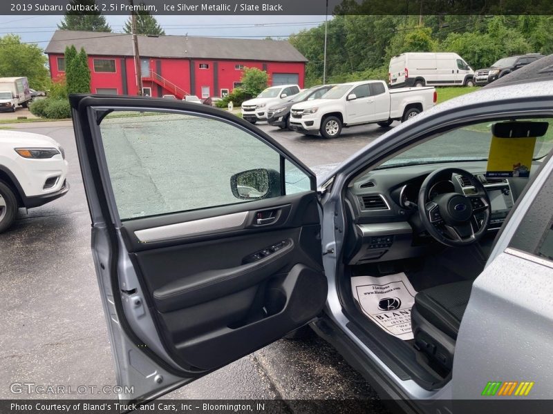 Ice Silver Metallic / Slate Black 2019 Subaru Outback 2.5i Premium